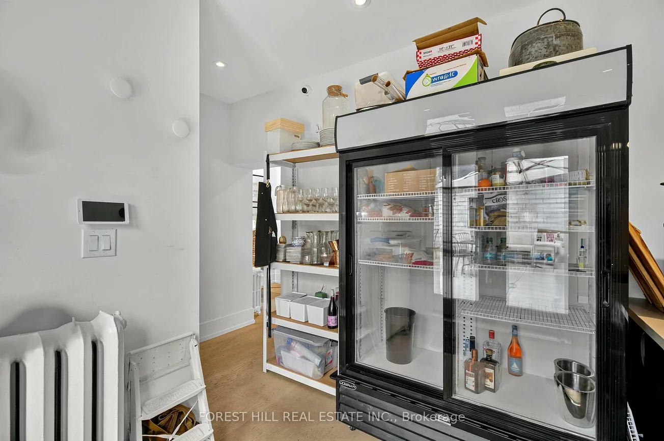 134, Tyrrel, Wychwood, Toronto