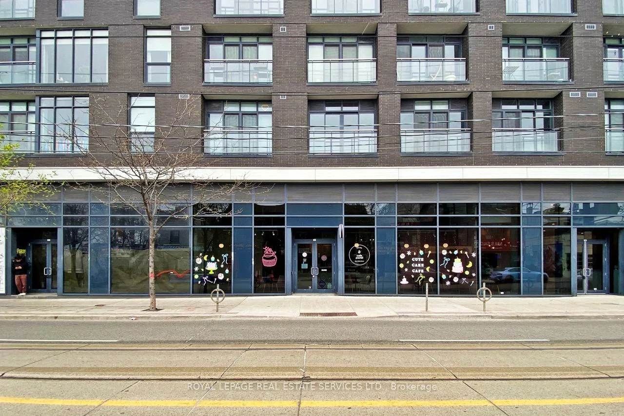 862, Dundas, Trinity-Bellwoods, Toronto