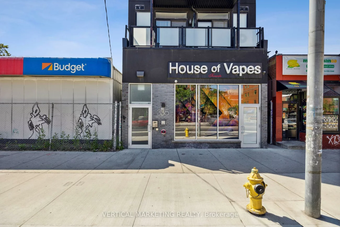 335, College, Kensington-Chinatown, Toronto