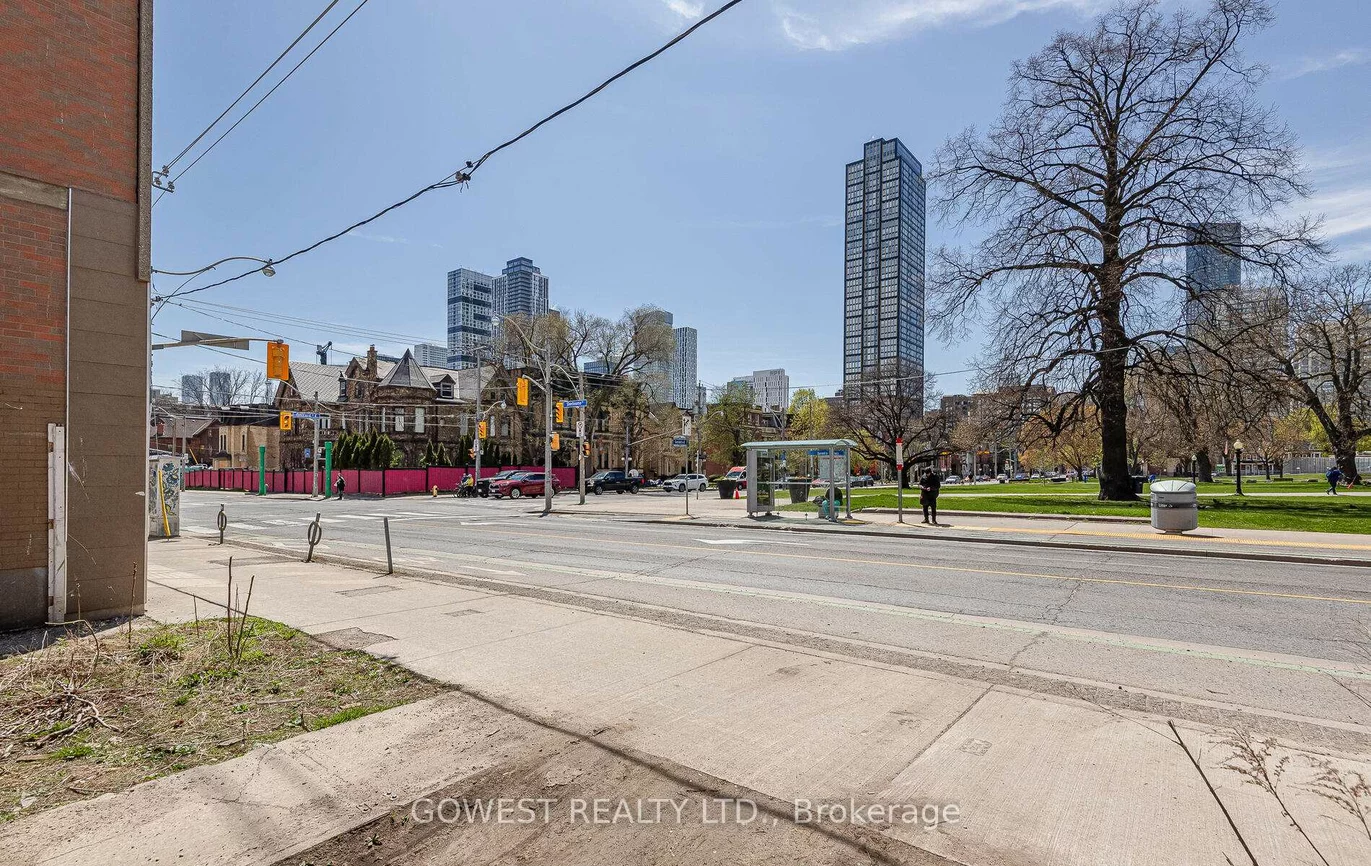 313, Sherbourne, Moss Park, Toronto