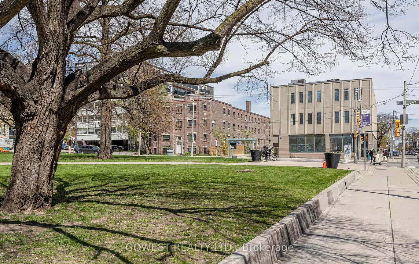 313, Sherbourne, Moss Park, Toronto