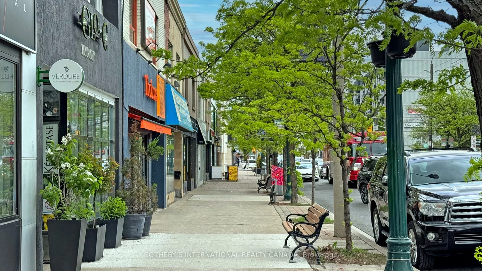 1172, Eglinton, Forest Hill North, Toronto
