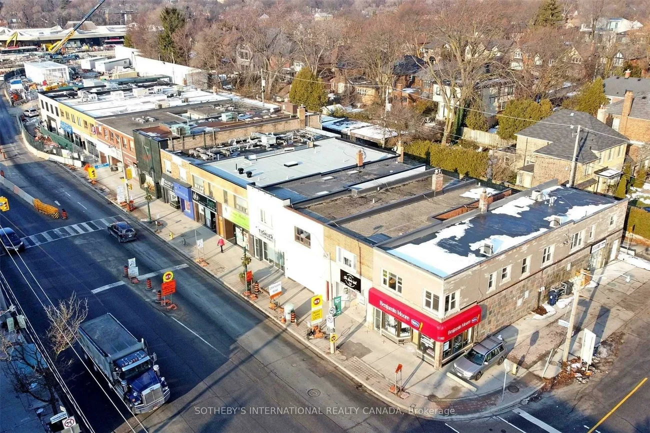 1172, Eglinton, Forest Hill North, Toronto