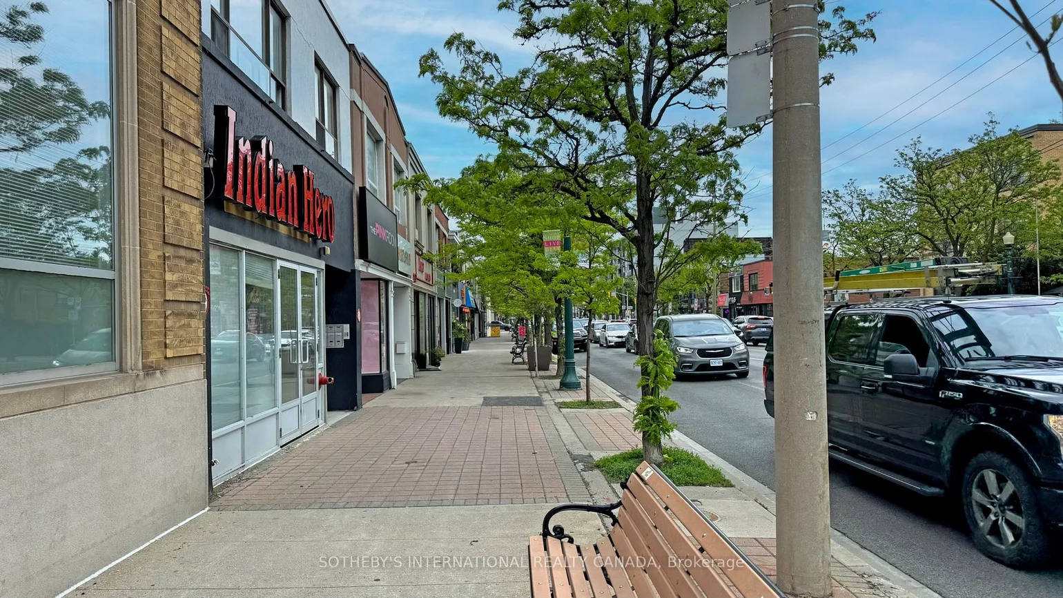 1172, Eglinton, Forest Hill North, Toronto