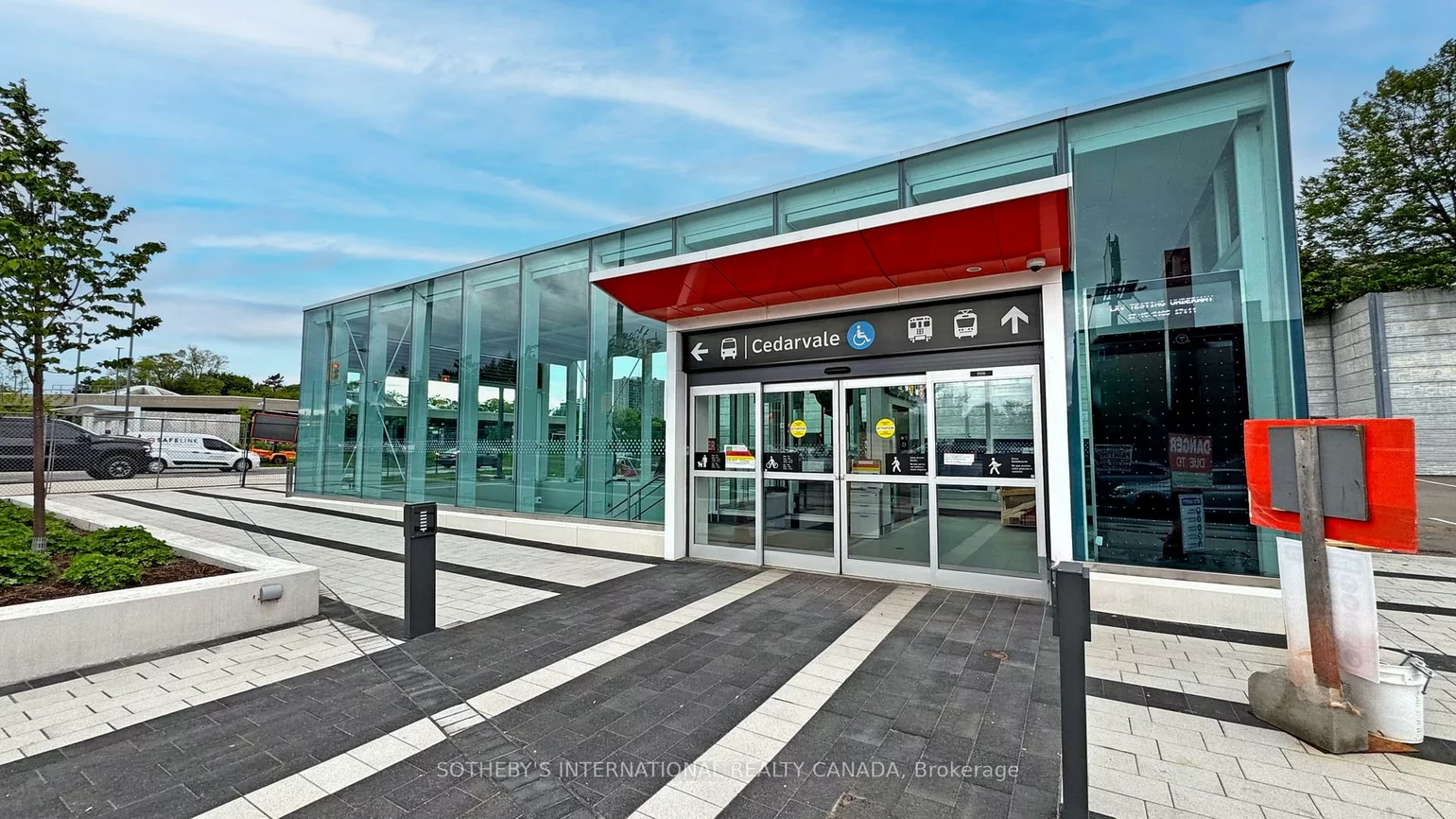 1172, Eglinton, Forest Hill North, Toronto