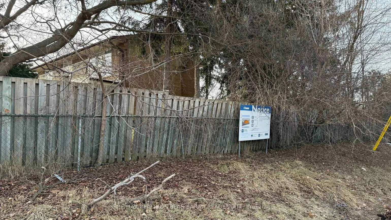 298, Newton, Newtonbrook East, Toronto