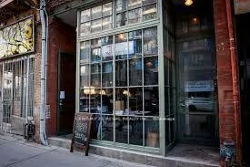 1198, Queen, Little Portugal, Toronto