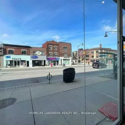 2473, Yonge, Yonge-Eglinton, Toronto