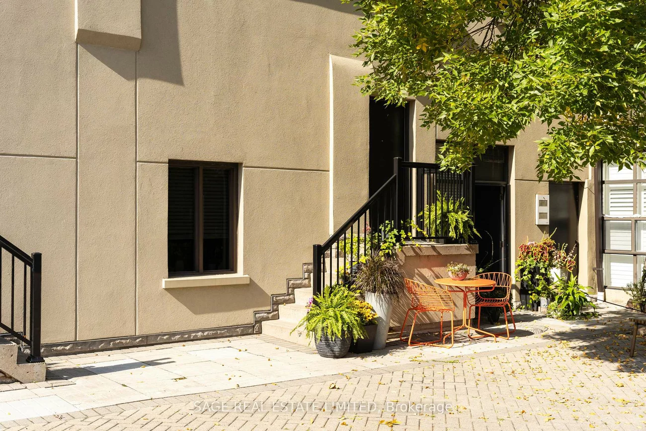 284, St Helens, Dufferin Grove, Toronto