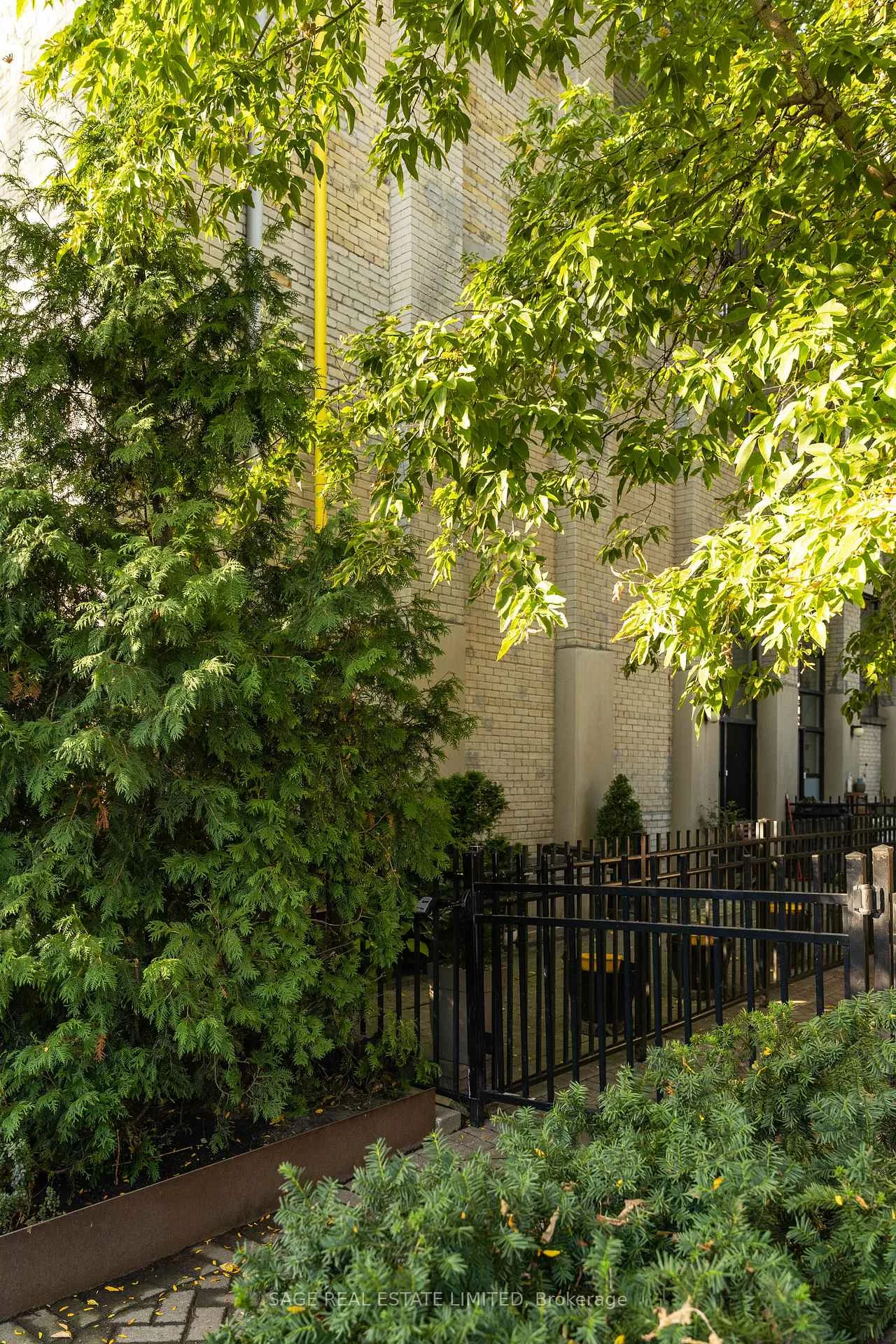 284, St Helens, Dufferin Grove, Toronto