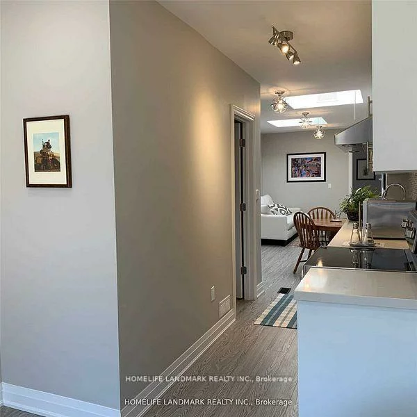 2615, Yonge, Mount Pleasant East, Toronto
