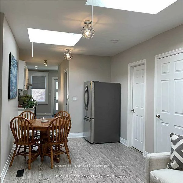 2615, Yonge, Mount Pleasant East, Toronto