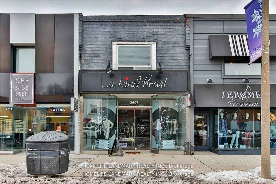 2607, Yonge, Mount Pleasant East, Toronto