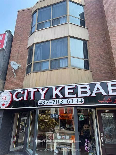 2651, Yonge, Mount Pleasant East, Toronto