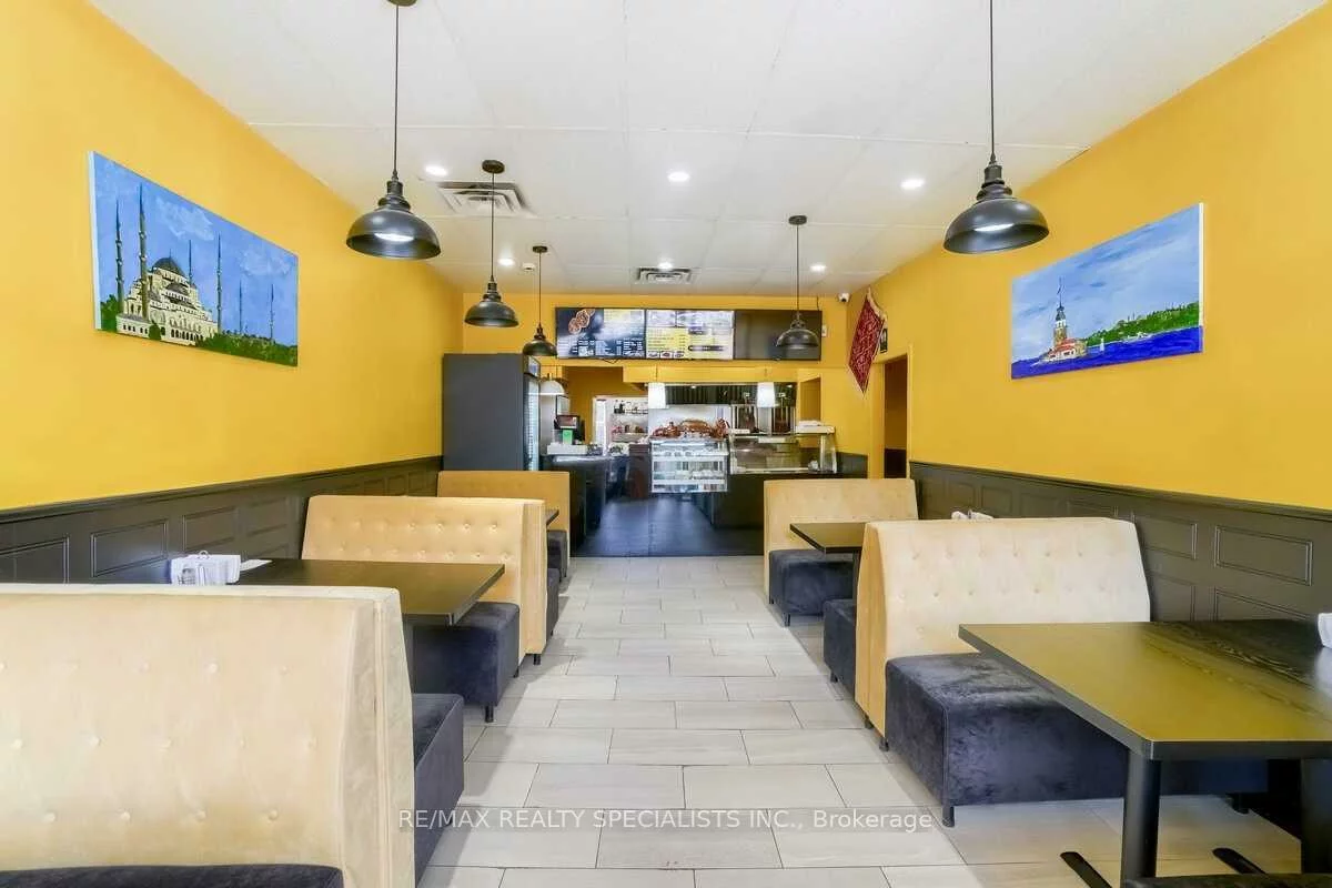3421, Yonge, Mount Pleasant West, Toronto