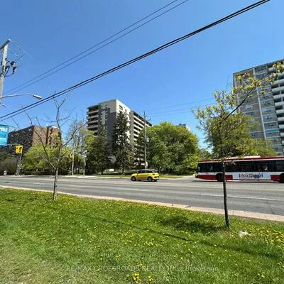 Commercial for sale, 4430, Bathurst, Bathurst Manor, Toronto