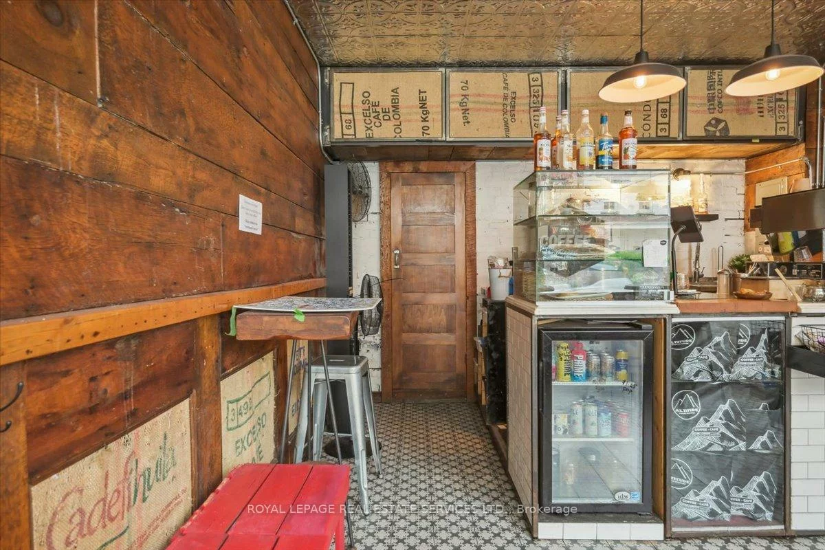 456, Ossington, Palmerston-Little Italy, Toronto