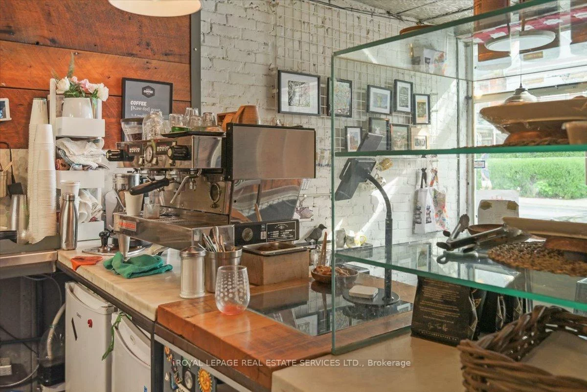 456, Ossington, Palmerston-Little Italy, Toronto