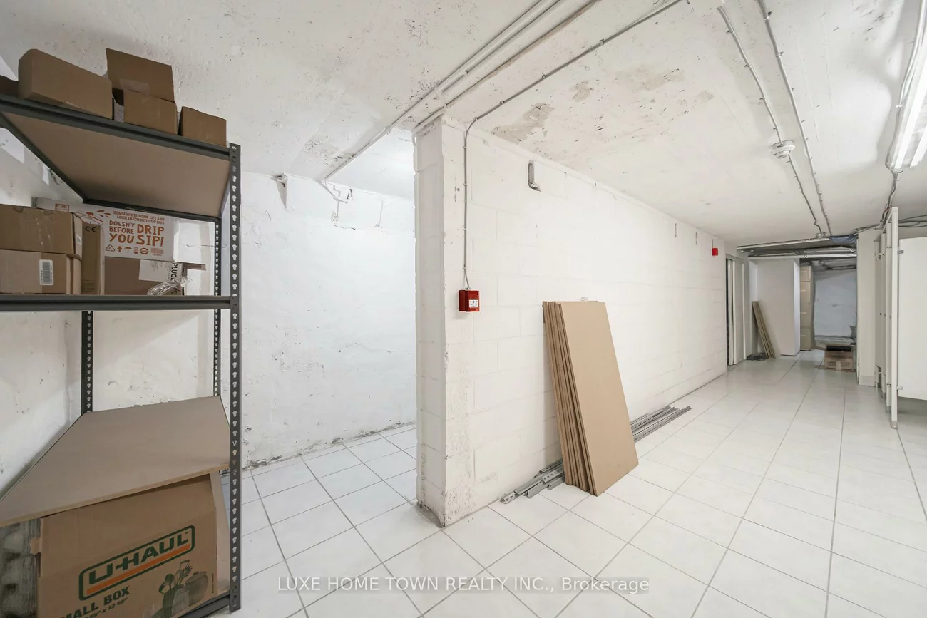 844, Dundas, Trinity-Bellwoods, Toronto