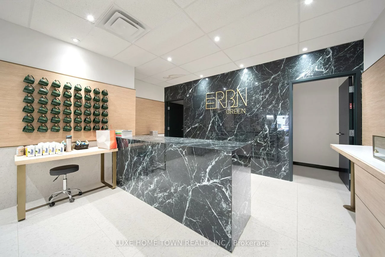 844, Dundas, Trinity-Bellwoods, Toronto