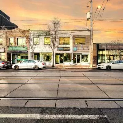 844, Dundas, Trinity-Bellwoods, Toronto