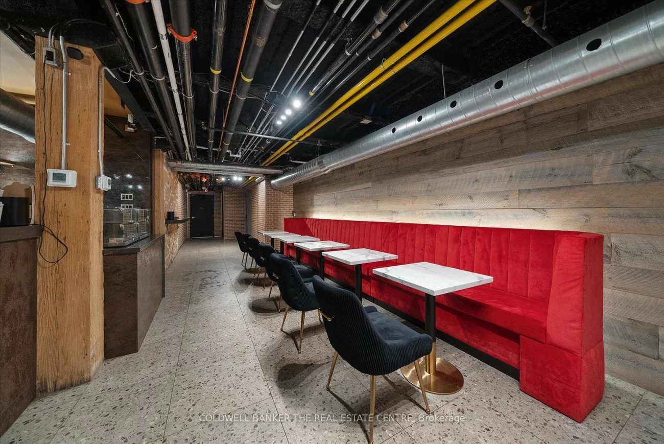 35, McCaul, Kensington-Chinatown, Toronto