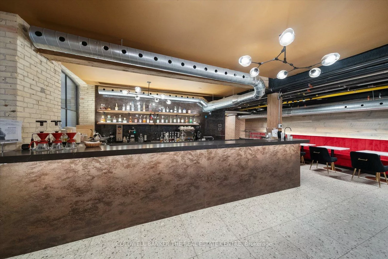 35, McCaul, Kensington-Chinatown, Toronto