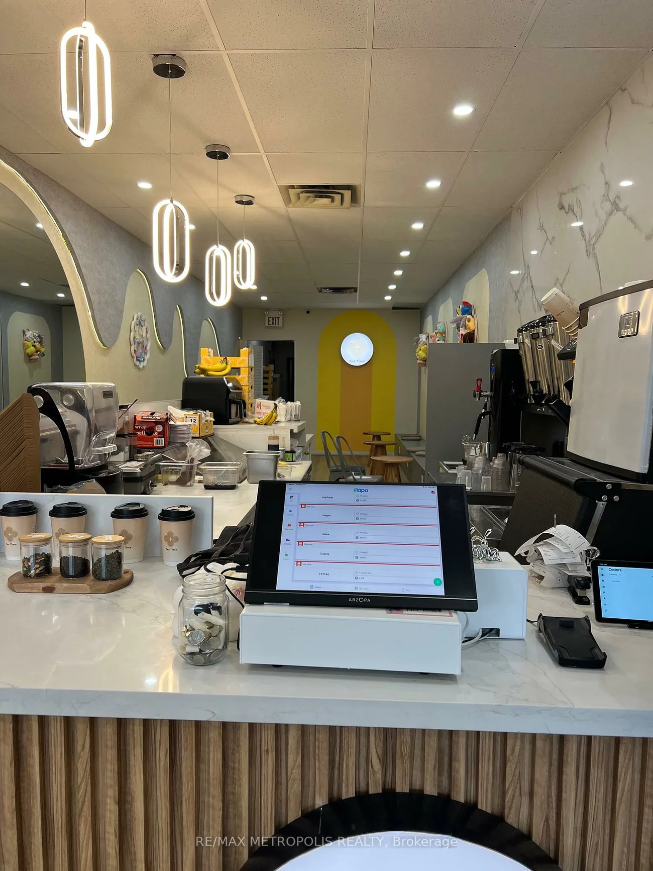 3905, Don Mills, Hillcrest Village, Toronto
