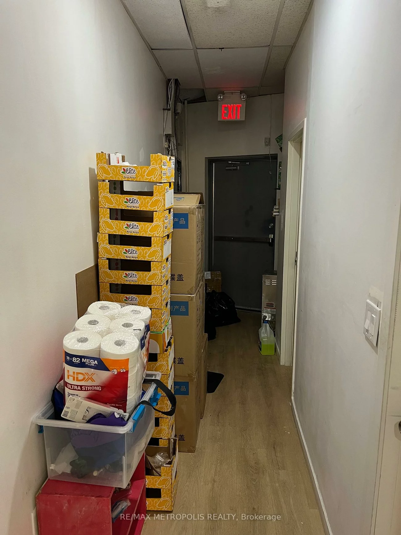 3905, Don Mills, Hillcrest Village, Toronto