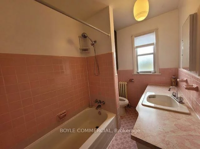 354, Wilson, Clanton Park, Toronto