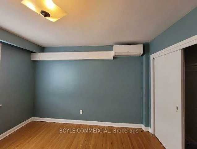 354, Wilson, Clanton Park, Toronto