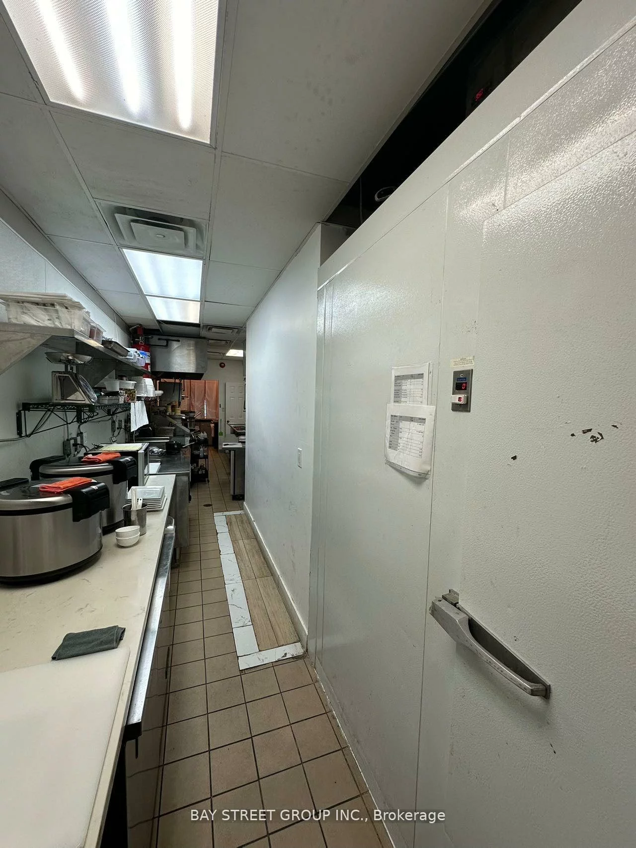 510, Yonge, Bay Street Corridor, Toronto