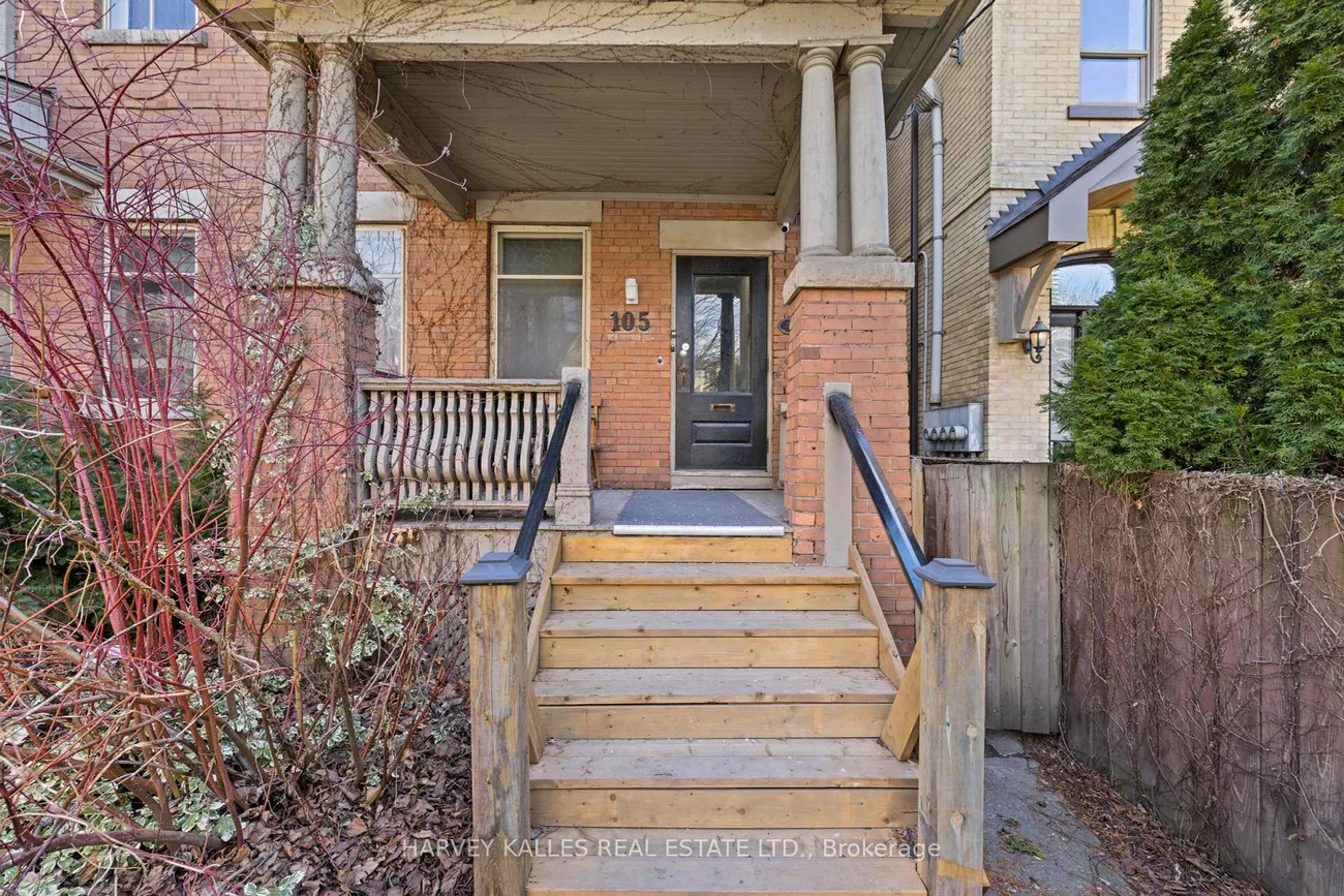 105, Pembroke, Moss Park, Toronto