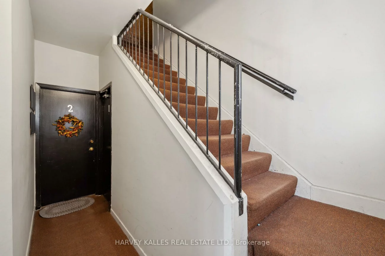105, Pembroke, Moss Park, Toronto