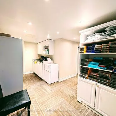 Commercial for sale, 115, Sheppard, Lansing-Westgate, Toronto