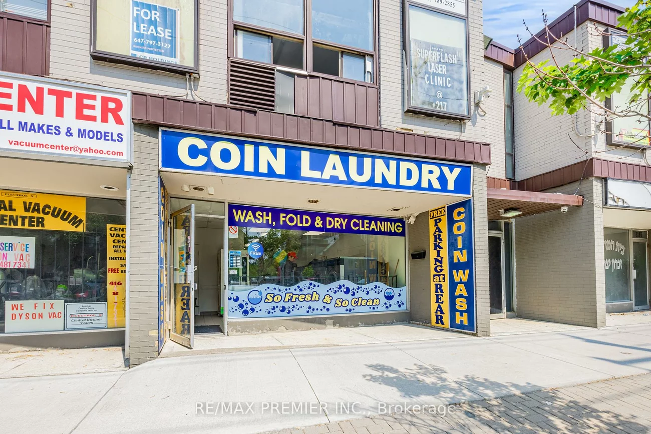 3201, Bathurst, Bedford Park-Nortown, Toronto