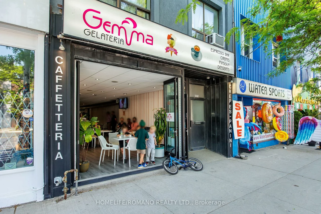 2076, Yonge, Yonge-Eglinton, Toronto