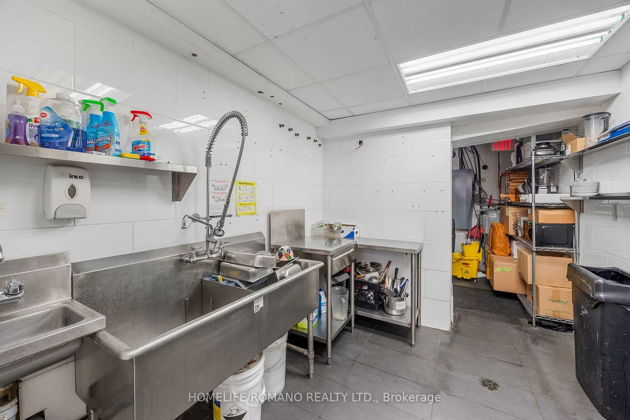 146, Cumberland, Annex, Toronto