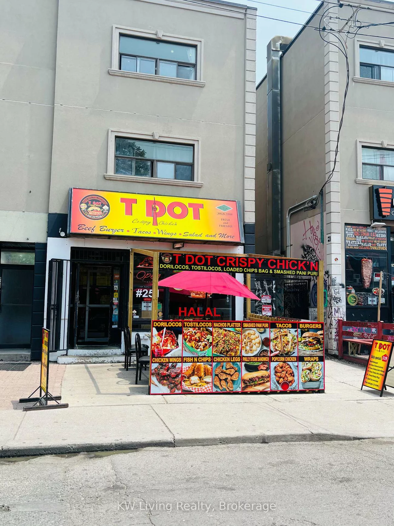 251, Augusta, Kensington-Chinatown, Toronto