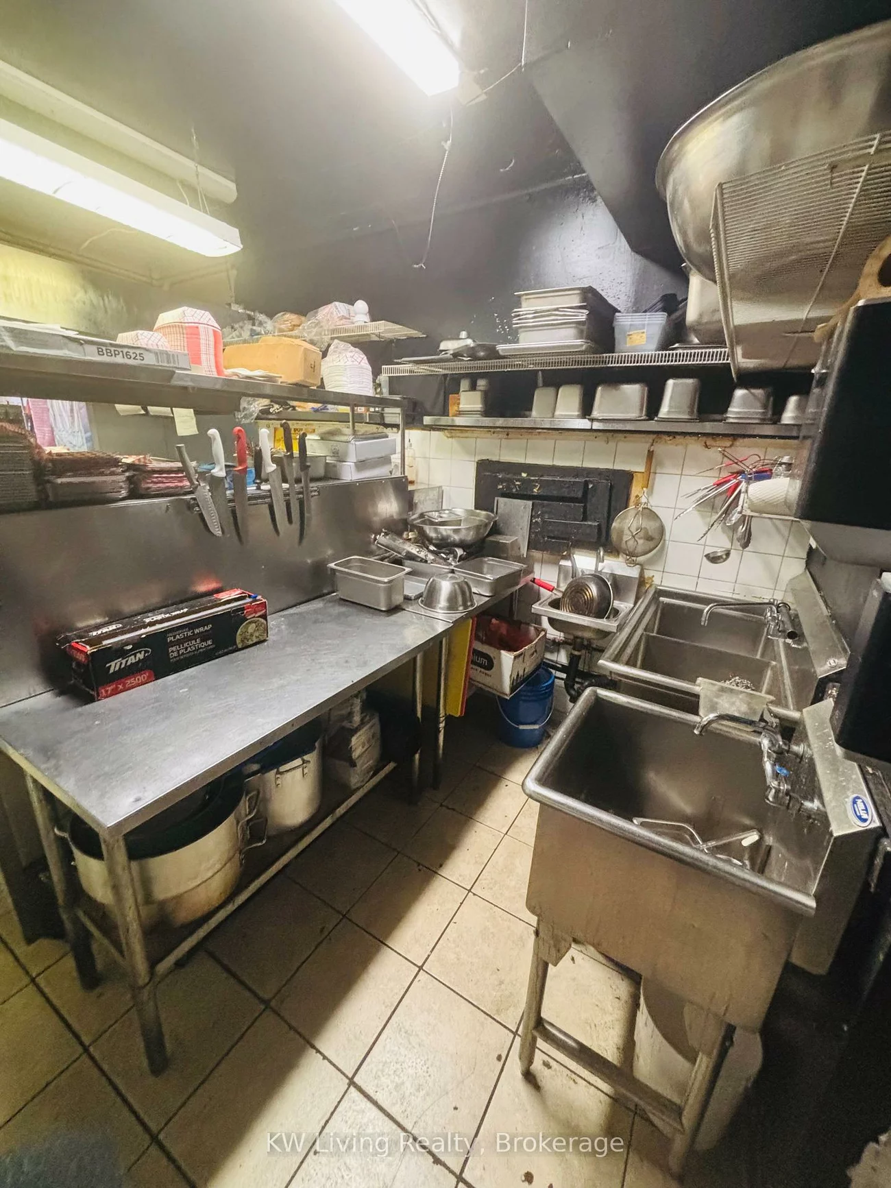 251, Augusta, Kensington-Chinatown, Toronto