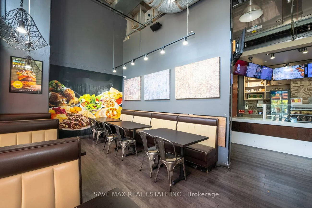 155, Dundas, Church-Yonge Corridor, Toronto