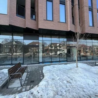 1718, Bayview, Mount Pleasant East, Toronto