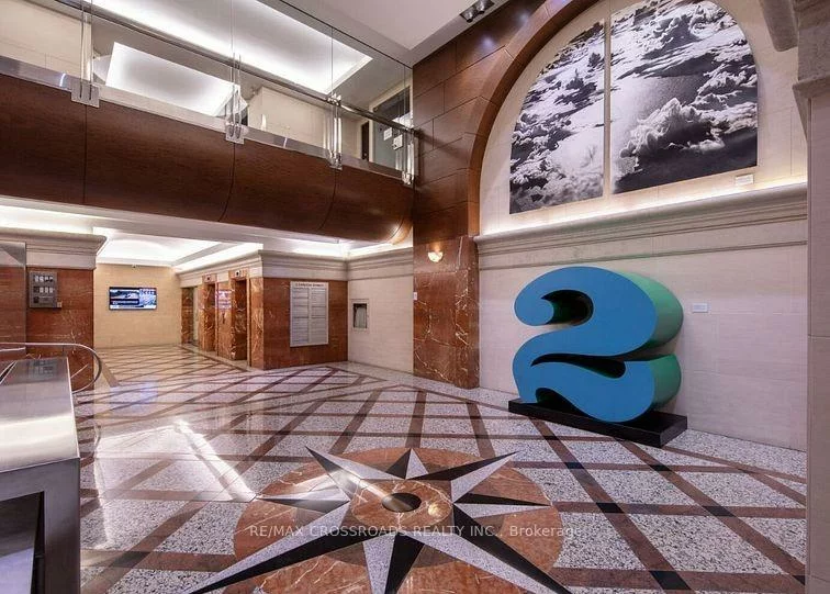 2, Carlton, Church-Yonge Corridor, Toronto
