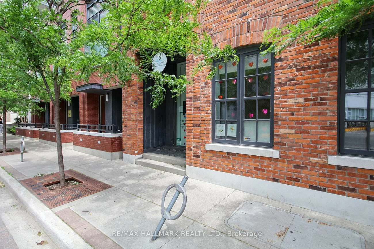 75, St Nicholas, Bay Street Corridor, Toronto