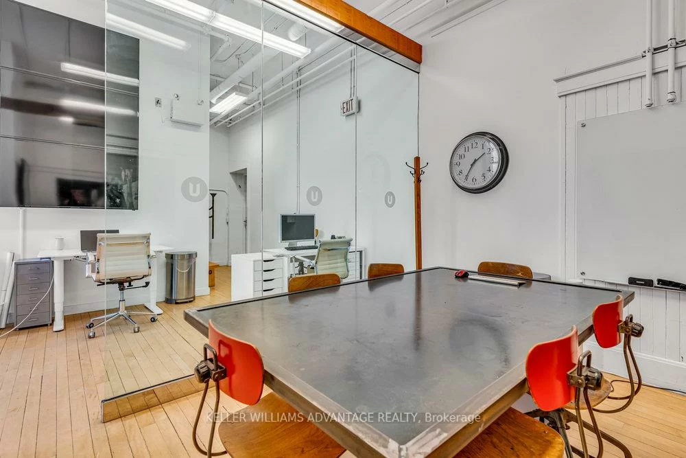 180, Shaw, Trinity-Bellwoods, Toronto