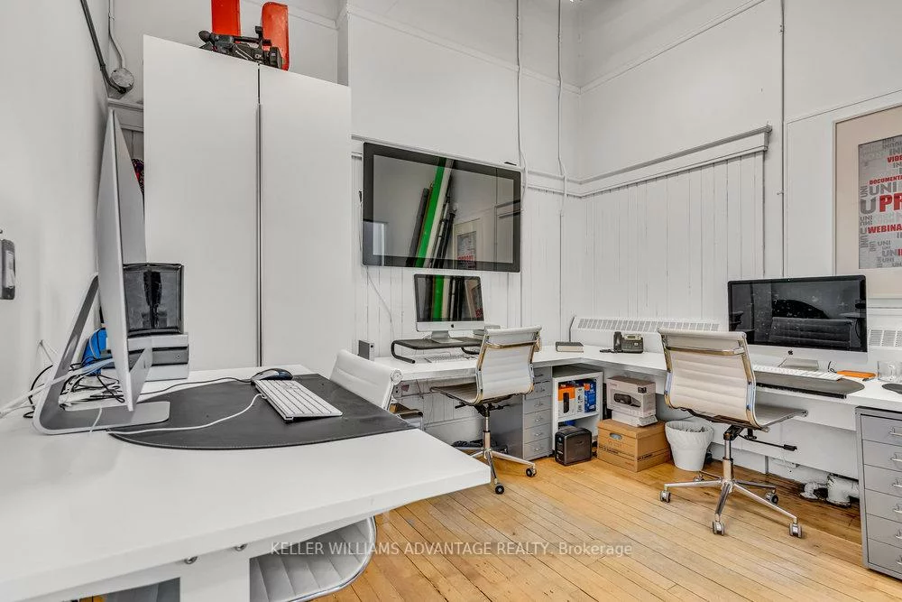 180, Shaw, Trinity-Bellwoods, Toronto