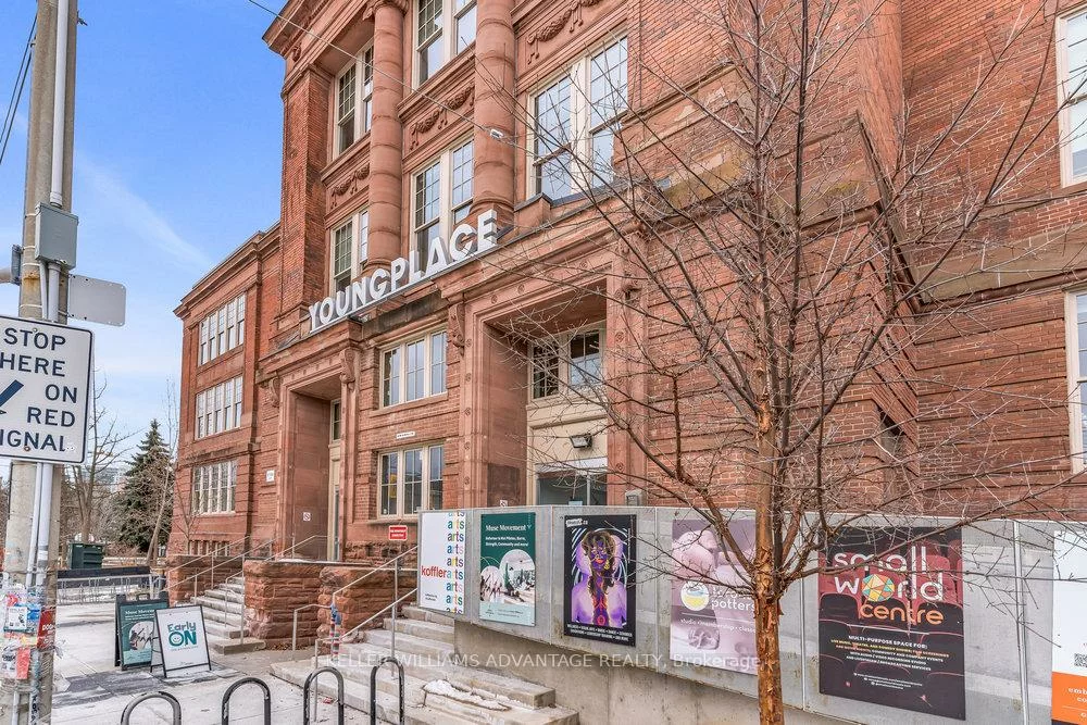 180, Shaw, Trinity-Bellwoods, Toronto