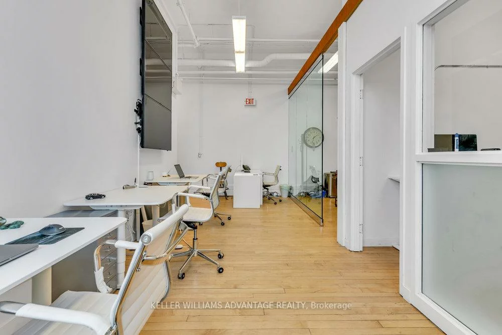 180, Shaw, Trinity-Bellwoods, Toronto