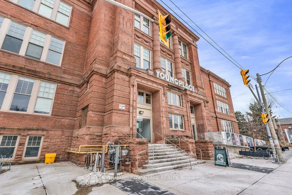 180, Shaw, Trinity-Bellwoods, Toronto