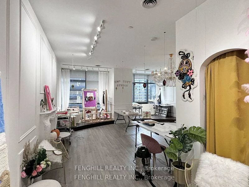4789, Yonge, Willowdale East, Toronto